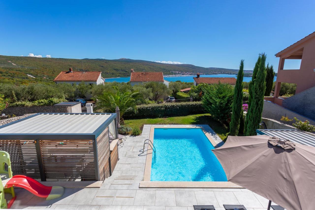 Sun & Sea Villa Kornic Exterior photo